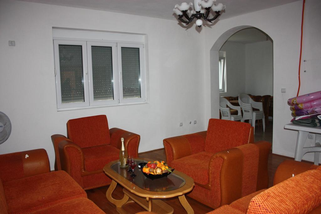 Apartmani Sijaric Dobrá Voda Exterior foto